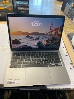 Apple M1 MacBook Air Laptop