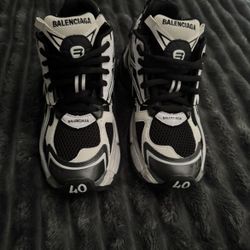 Balenciaga Runners Brand New Size 7.5-8