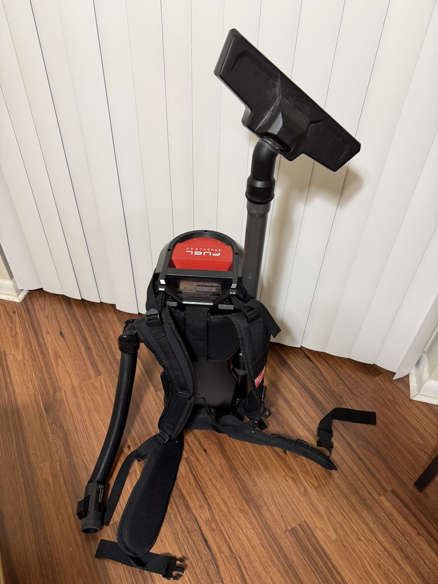 Milwaukee Backpack Vacuum M18