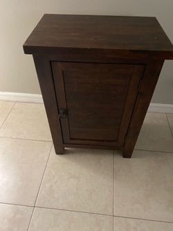 Nightstand 20x13x28
