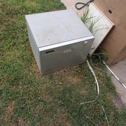 Edgestar Dormroom Dishwasher