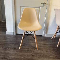 4 Tan Dining Chairs