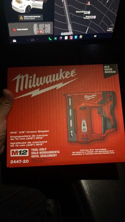 Milwaukee M12 3/8" Crown Stapler Tool-Only