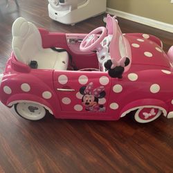 Minnie Mouse Car