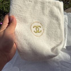 Makeup Pouch White Golden Brand New