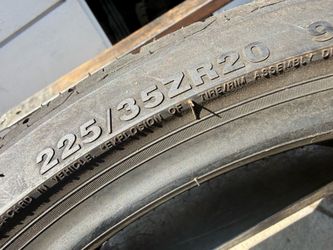 225/35/20 (1 Only) BRAND NEW $80.00