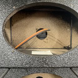 4 6x9 Rhino Lined Boxes Ready For Plug And Play