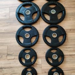 Brand New Olympic Rubber Coated Tri Grip Weight Plates Set 245lbs FIRM PRICE 