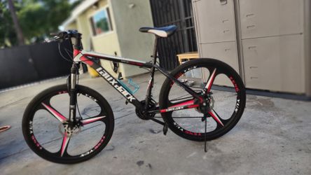 In 26-in Mountain Aluminum Bike 24 Speeds