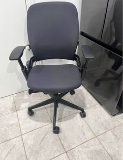 Steelcase Leap V2 Office chair - fully loaded Silla de oficina task chair desk chair