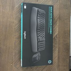 Brand new Logitech Wave Keys MK670 Combo with wireless mouse
