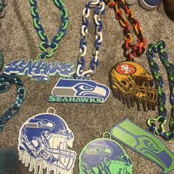 Sports Necklaces! Seahawks! Everett Silvertips, Kraken, Seattle Mariners, Rams, Chargers. Any Team! Local High school. 