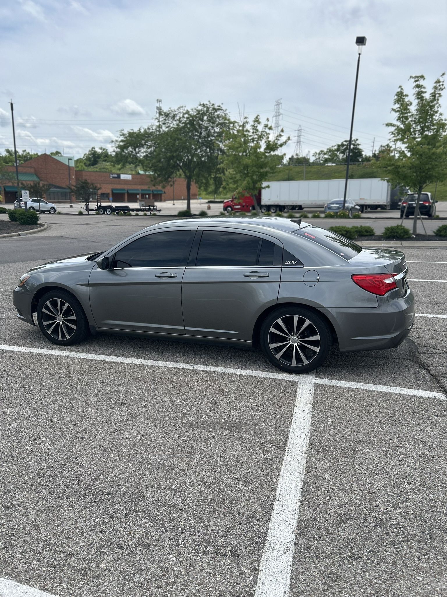 2013 Chrysler 200