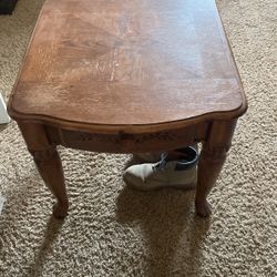 Set Of 2 End Tables
