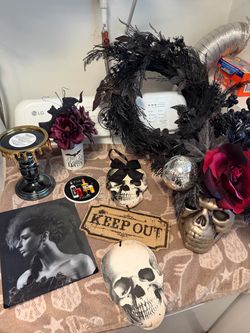Halloween Decor