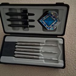 Dart Set With Case