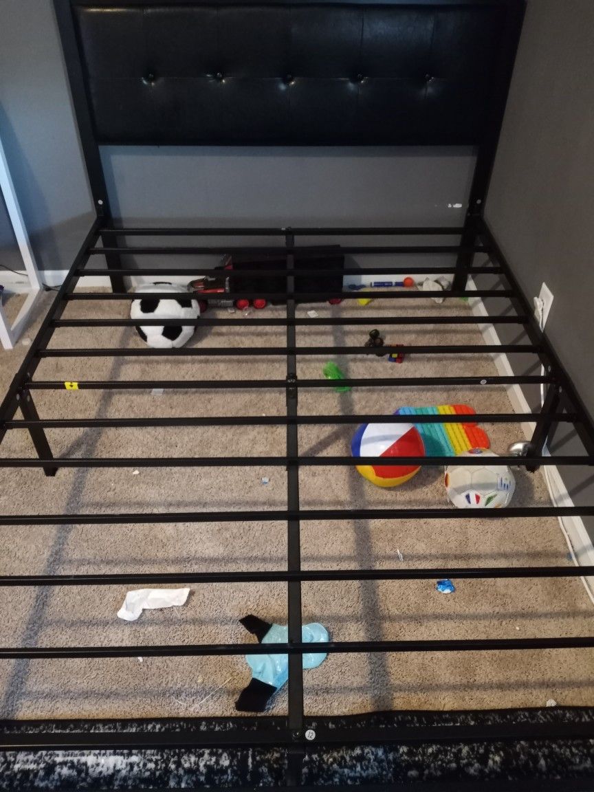 Full Size Bedframe