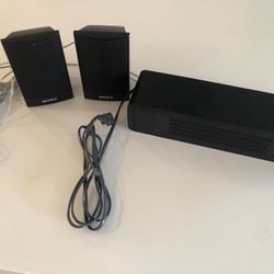 SONY TA-SA100WR WIRELESS SURROUND REAR SPEAKER AMPLIFIER AND TWO SONY SPEAKERS
