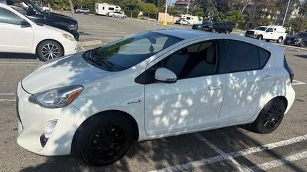 Toyota Prius hybrid 2015