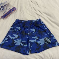EE Shorts Medium