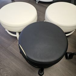 New DR.LOMILOMI Mini Stool – Rolling / Stationary – $30