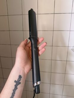 BRAND NEW - GHD Classic Wave Oval Curling Iron