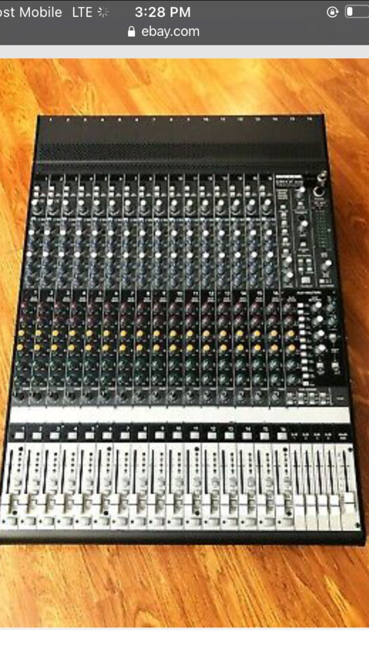 Mackie onyx 1640i Mixing board. Must go this week