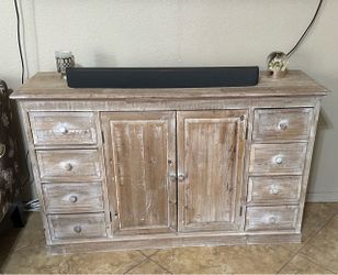 Moving sale