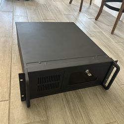 Rock mount 4U Computer Case