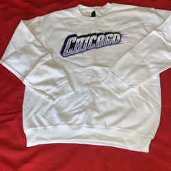 $5 Women’s M Crewneck Chicago