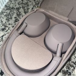 Sony WH-1000XM5 Premium Wireless Noise Canceling Headphones Smokey Pink