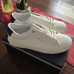 Mens nautica shoes size 9