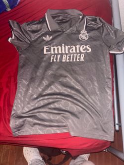 24/25 Real Madrid kit