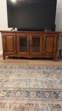 Credenza/console/TV stand