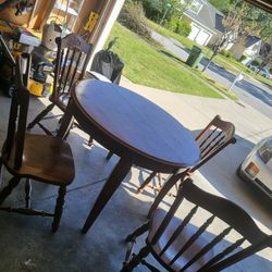 Table& Chairs