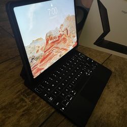 iPad With Magic Keyboard