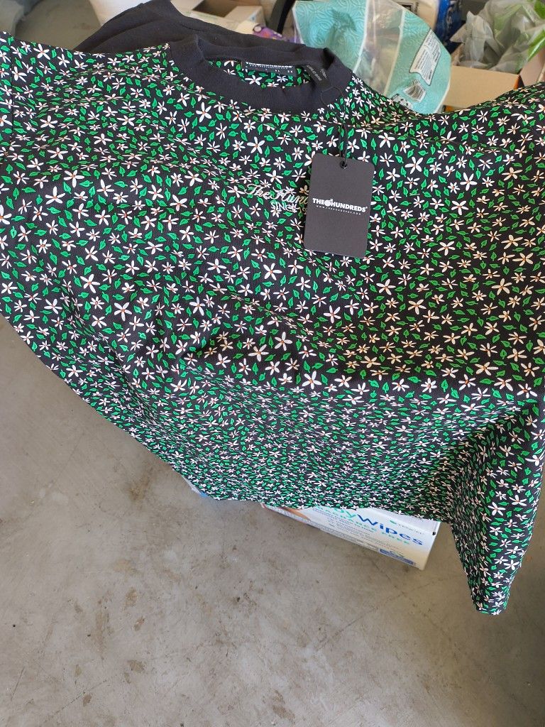 The Hundreds Size M