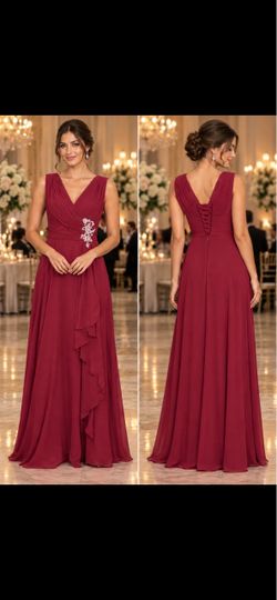 Burgundy Chiffon Floor-Length Formal Gown