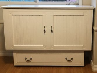 🛏️ Queen Murphy Bed + Mattress — Must Go by 8/28!l