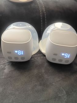 Momcozy breast pump