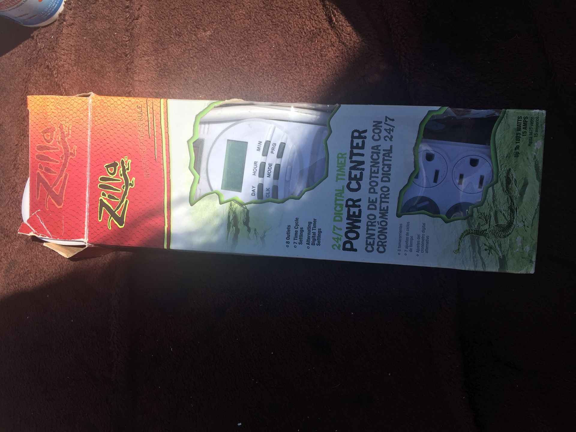 Reptile power strip with timer
