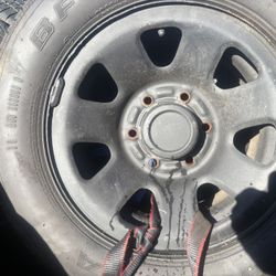 Stock Rims With Low Profile Tires For Nissan Hardbody Trucks 