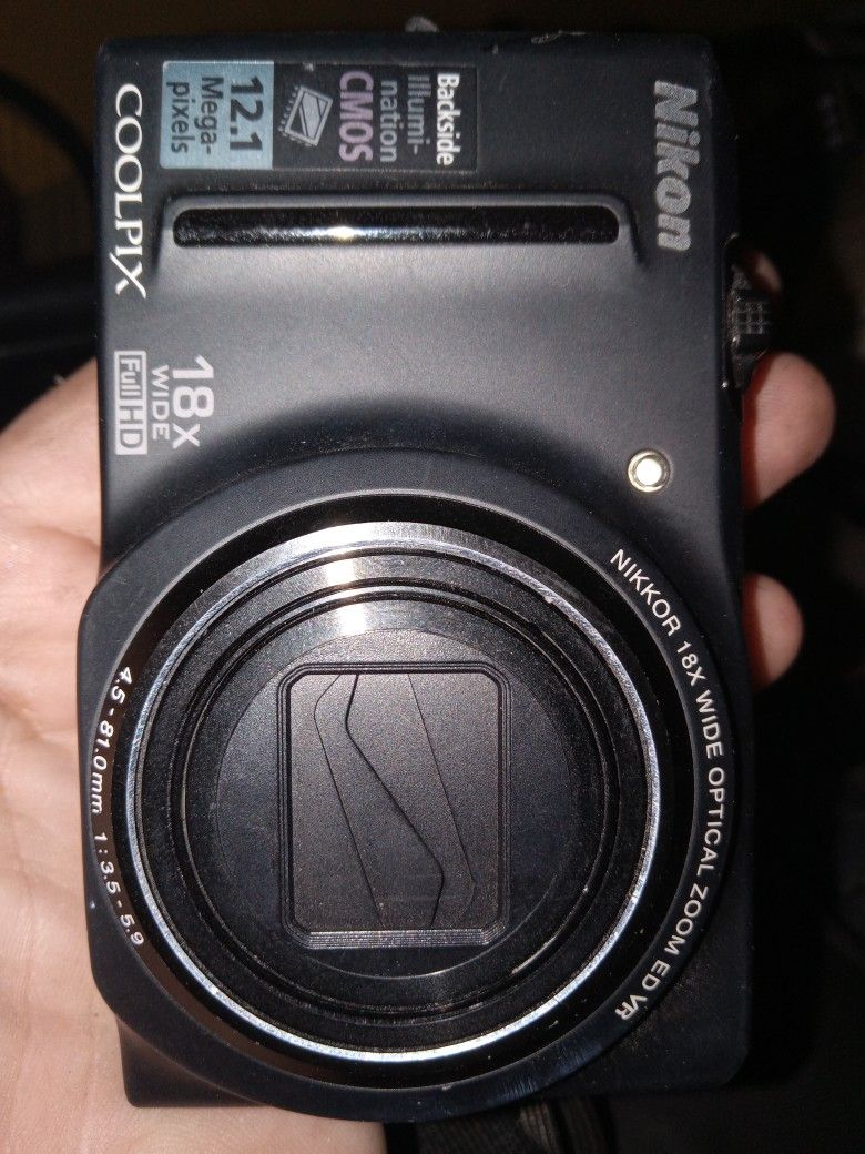 NIKON COOLPIX  S9100 CAMERA