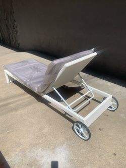 Pool lounge with wheels Wicher