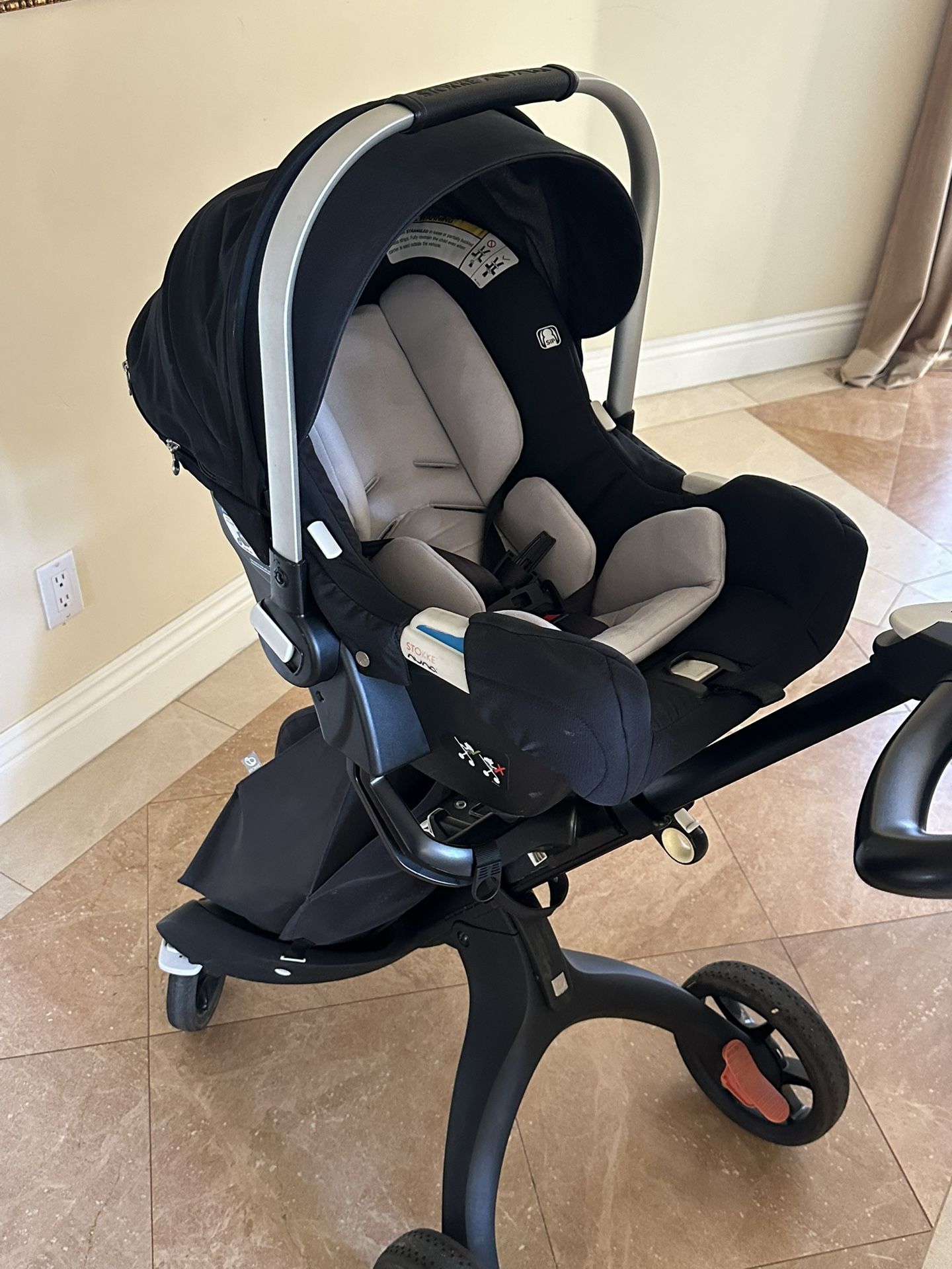 graco modes element stroller LX Stroller, 2021, Tenley p-garage-sale Model:DC 733C FH Advanta 10ft Retractable Carp and the stroller holds