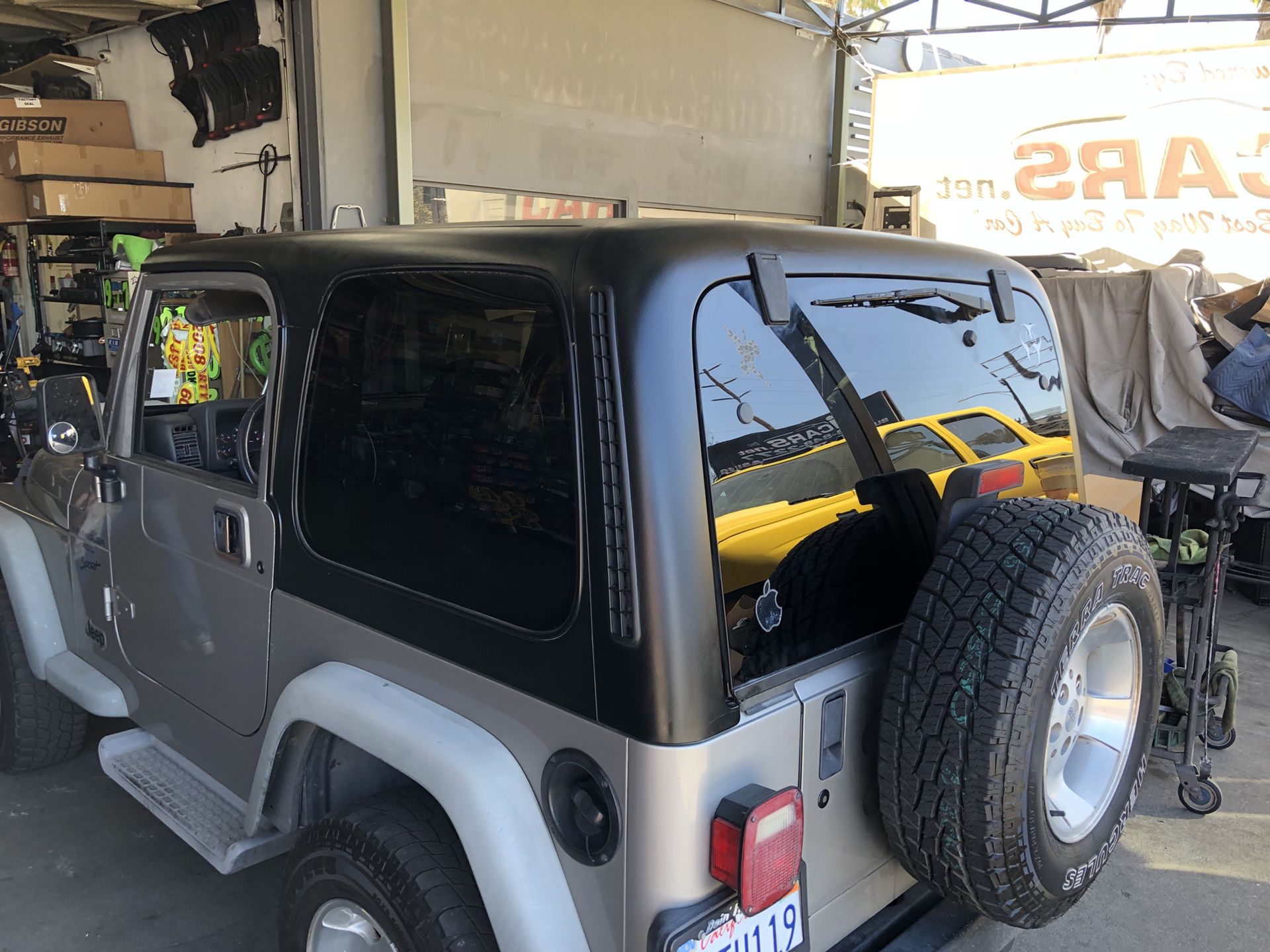 Jeep Wrangler TJ Black hardtop for Sale in Glendale, CA - OfferUp