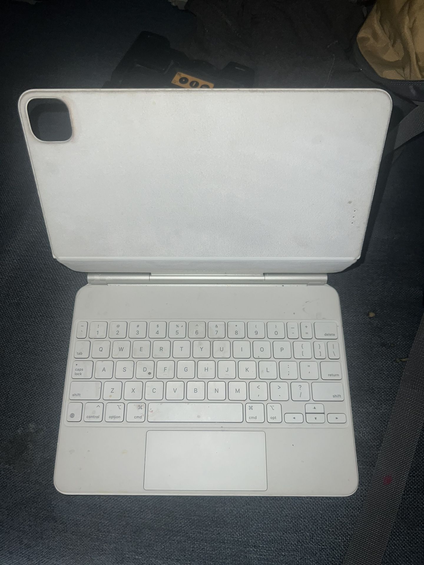 Apple Magic Keyboard 11”