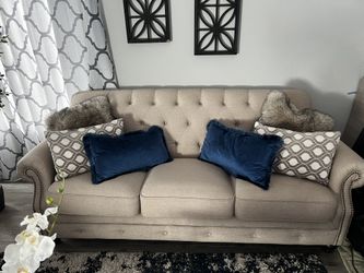 Tufted Upholstered Sofa