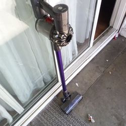 Dyson Vacuum 