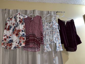 Women’s Long Sleeve Size Medium 